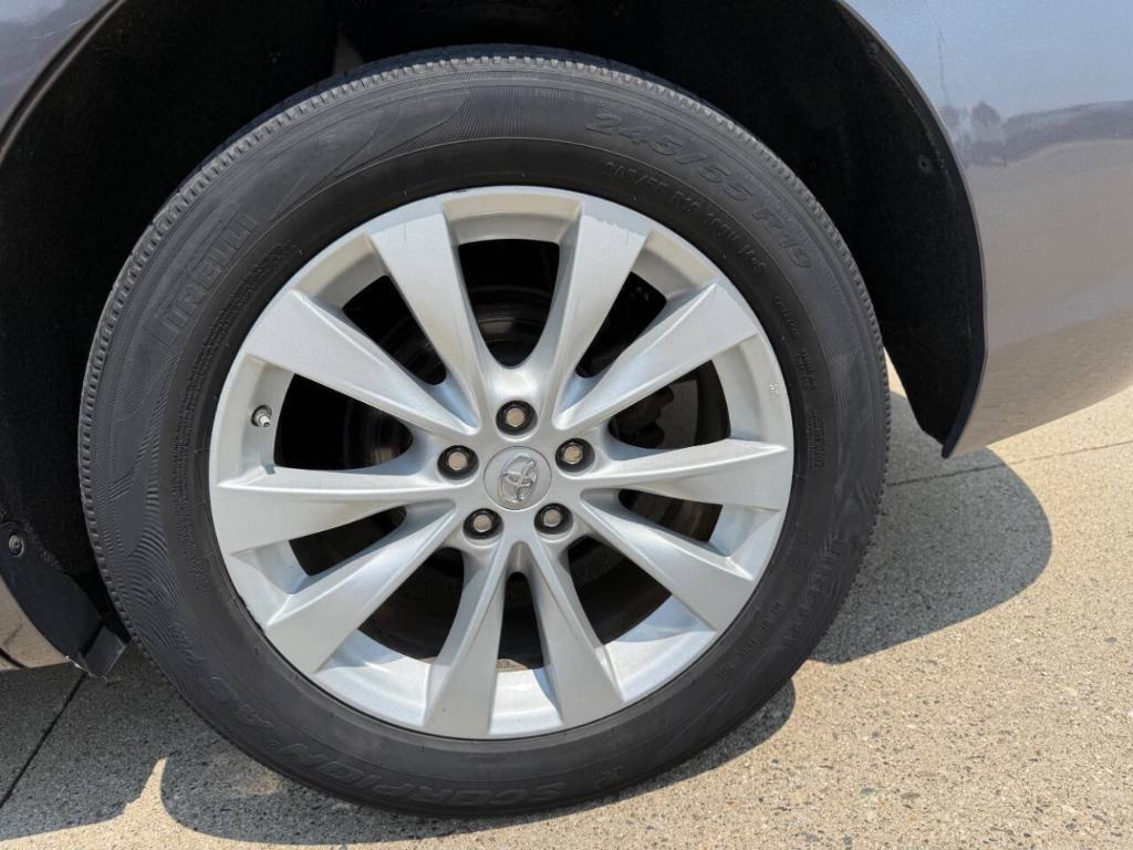 used 2015 Toyota Venza car, priced at $11,997