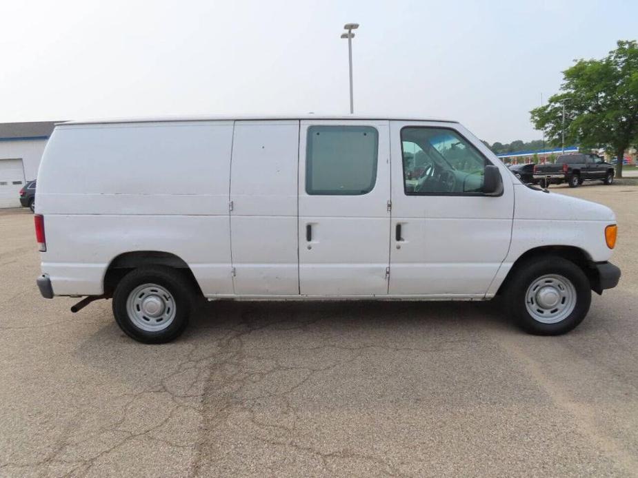 used 2005 Ford E150 car, priced at $8,997