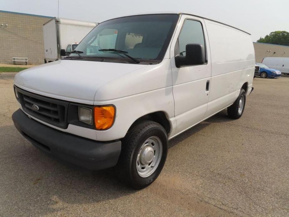 used 2005 Ford E150 car, priced at $9,997