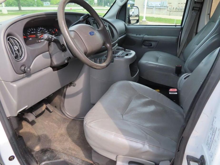 used 2005 Ford E150 car, priced at $9,997