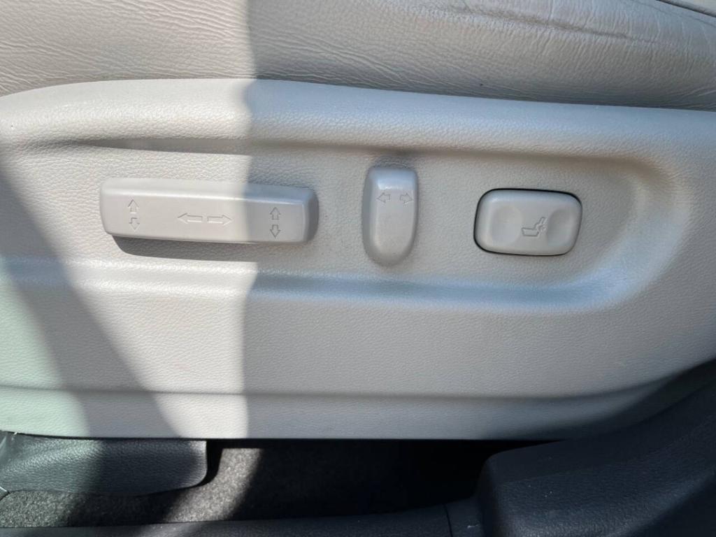 used 2016 Honda Pilot car, priced at $16,997