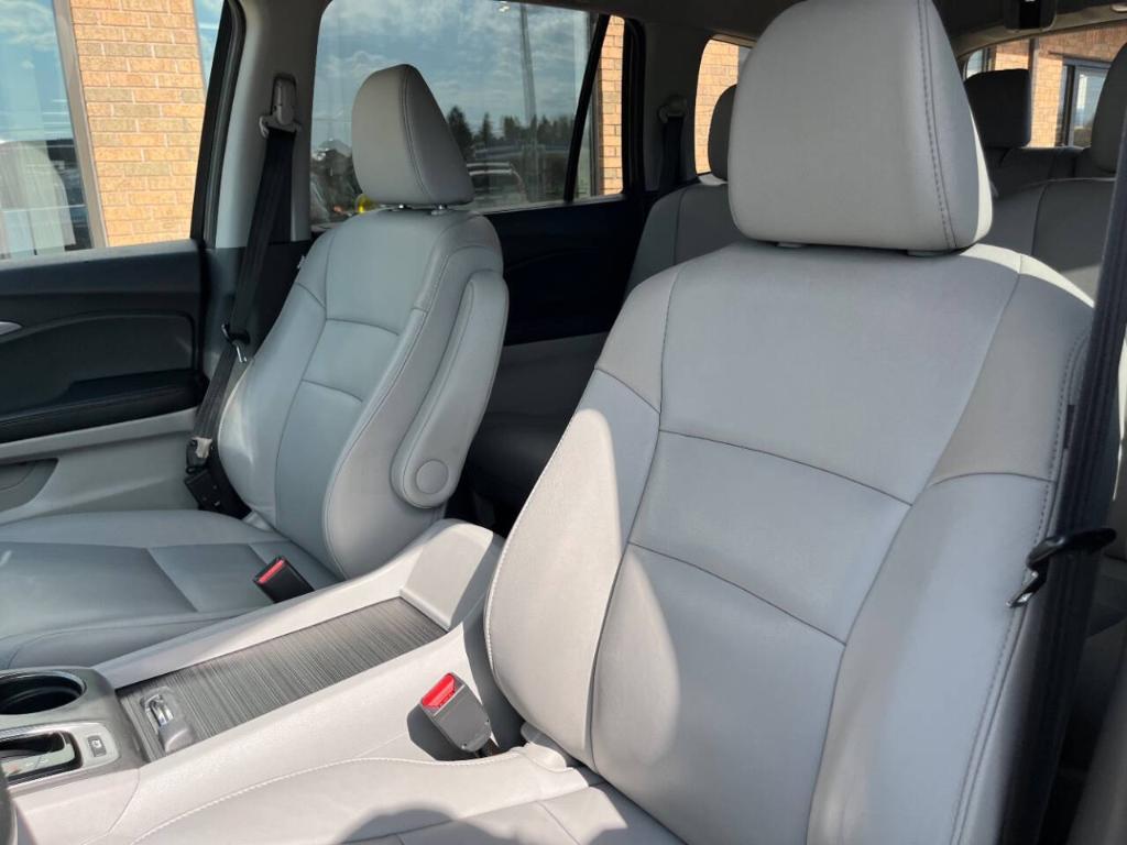 used 2016 Honda Pilot car, priced at $16,997