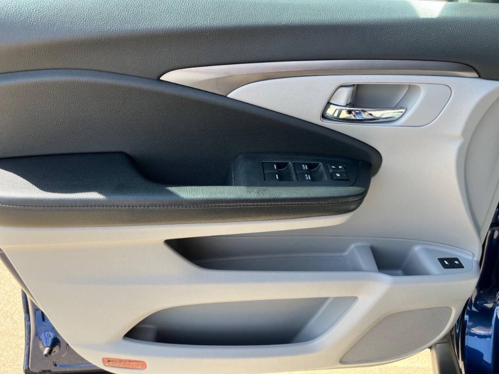 used 2016 Honda Pilot car, priced at $16,997