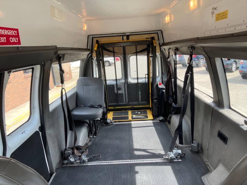 used 2006 Ford E250 car, priced at $11,997
