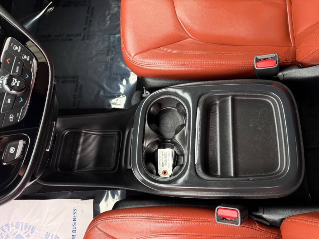 used 2018 Chrysler Pacifica car, priced at $15,997