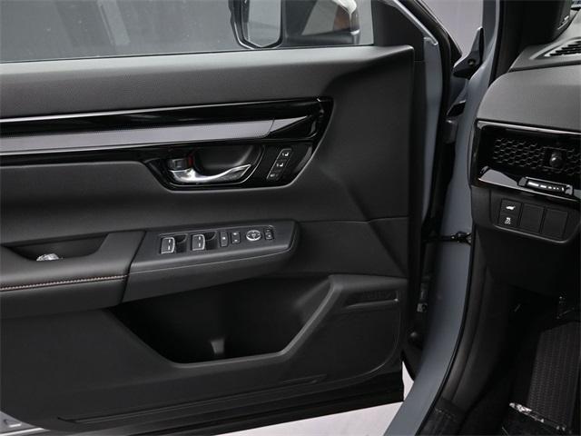 new 2025 Honda CR-V Hybrid car, priced at $39,367