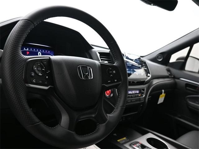 used 2025 Honda Passport car, priced at $39,998