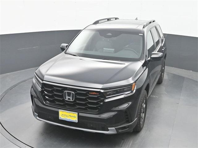 new 2025 Honda Pilot car