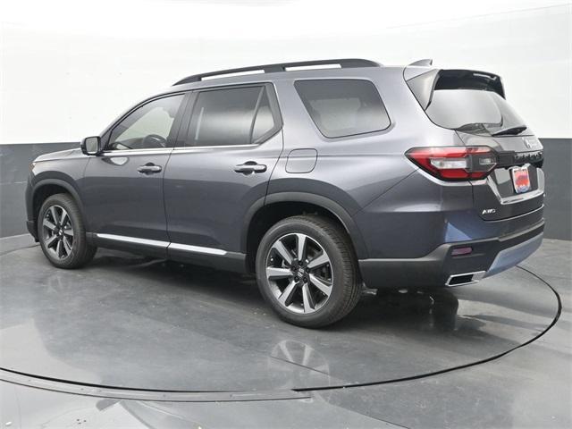 new 2025 Honda Pilot car, priced at $53,080