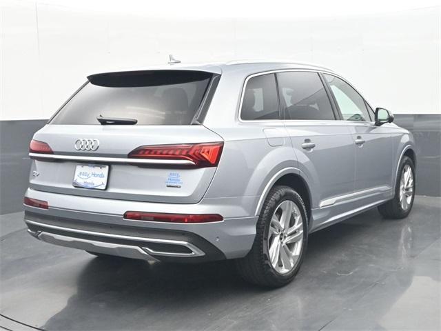 used 2023 Audi Q7 car, priced at $45,122