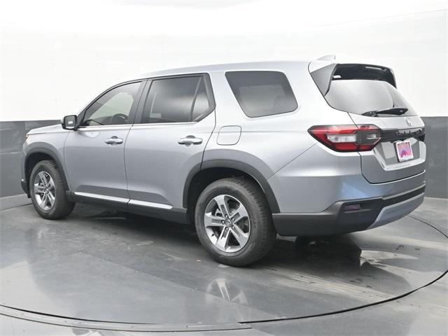 new 2025 Honda Pilot car, priced at $44,230