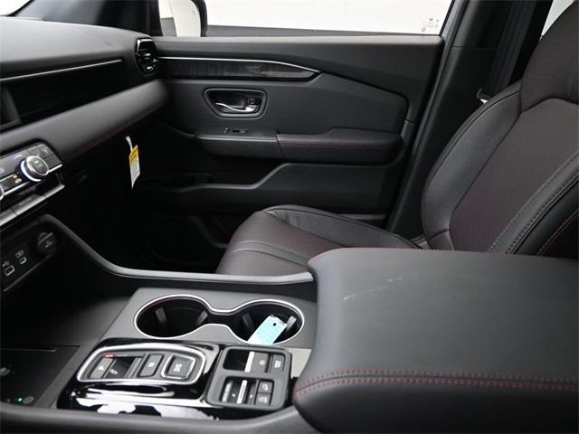new 2025 Honda Pilot car, priced at $55,035