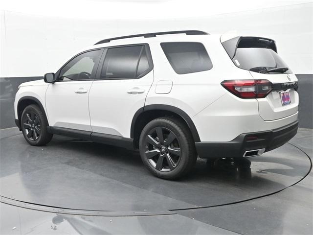 new 2025 Honda Pilot car, priced at $42,755