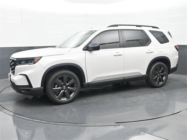 new 2025 Honda Pilot car, priced at $42,755