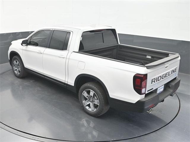 new 2024 Honda Ridgeline car, priced at $43,260