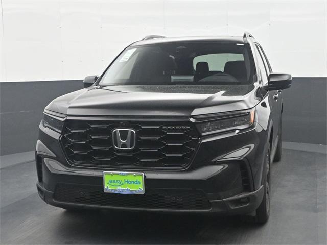 new 2025 Honda Pilot car, priced at $54,580