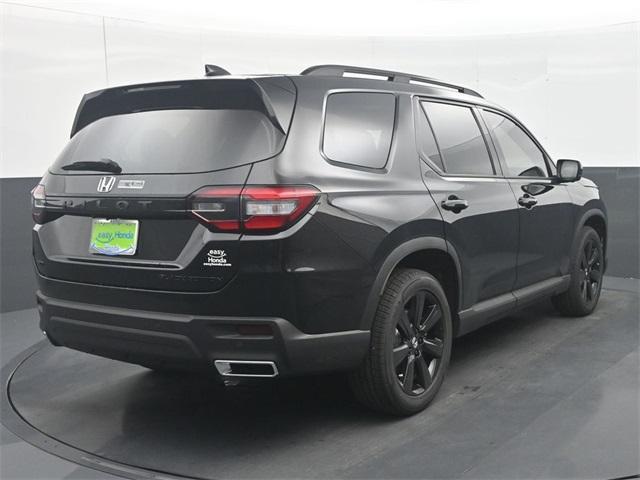 new 2025 Honda Pilot car, priced at $54,580