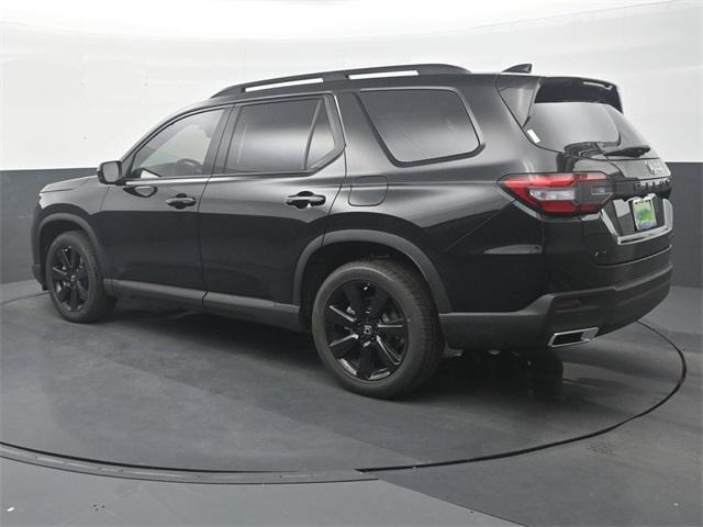 new 2025 Honda Pilot car, priced at $54,580