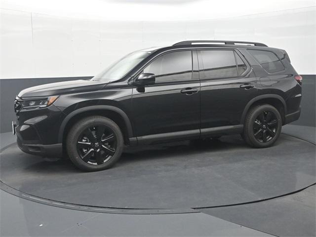new 2025 Honda Pilot car, priced at $54,580