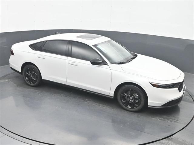 new 2025 Honda Accord car, priced at $31,015