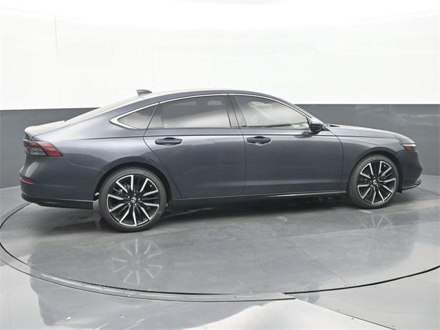 new 2025 Honda Accord Hybrid car, priced at $39,300