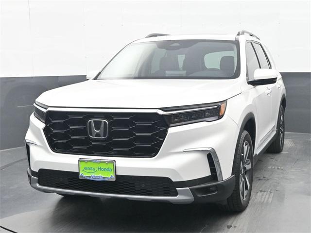new 2025 Honda Pilot car, priced at $49,855