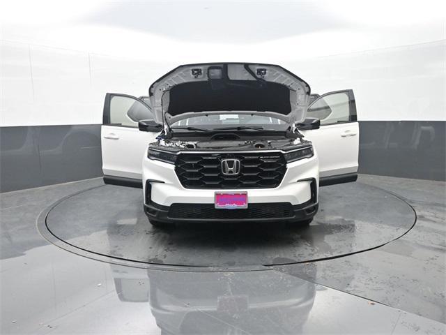 new 2025 Honda Pilot car, priced at $55,035