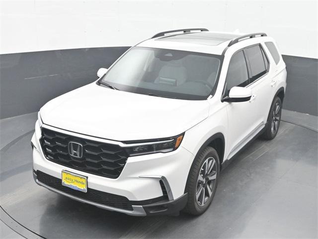 new 2025 Honda Pilot car