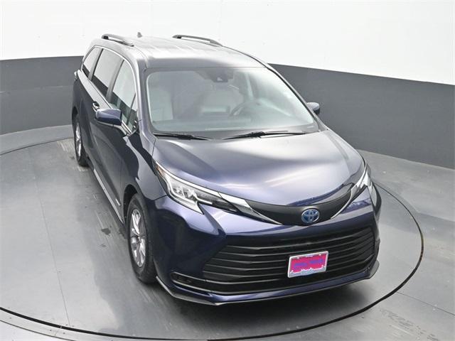 used 2021 Toyota Sienna car, priced at $30,854