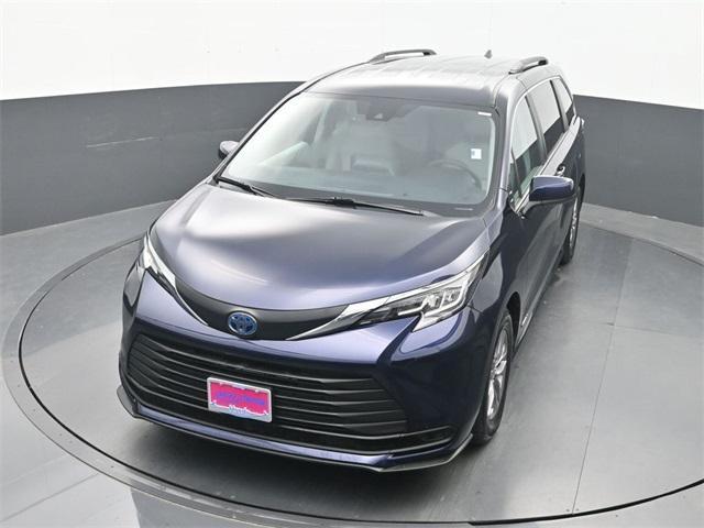 used 2021 Toyota Sienna car, priced at $30,854