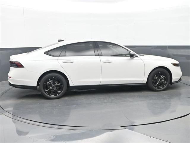 new 2025 Honda Accord car