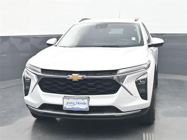 used 2024 Chevrolet Trax car, priced at $21,354