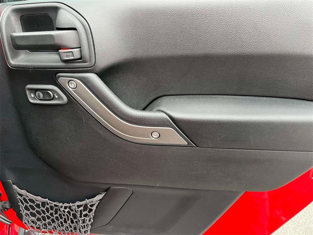 used 2014 Jeep Wrangler Unlimited car, priced at $14,004