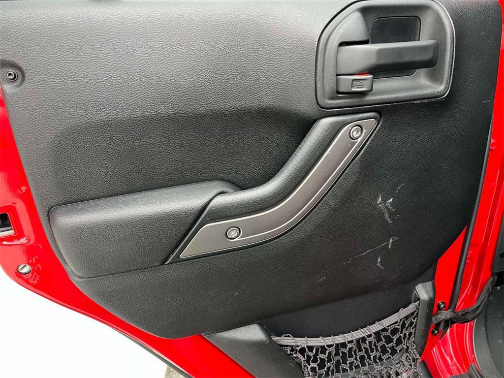 used 2014 Jeep Wrangler Unlimited car, priced at $14,004