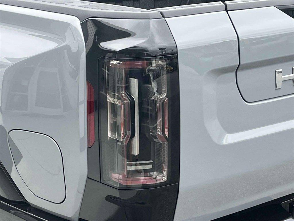 new 2025 GMC HUMMER EV Pickup car, priced at $123,055