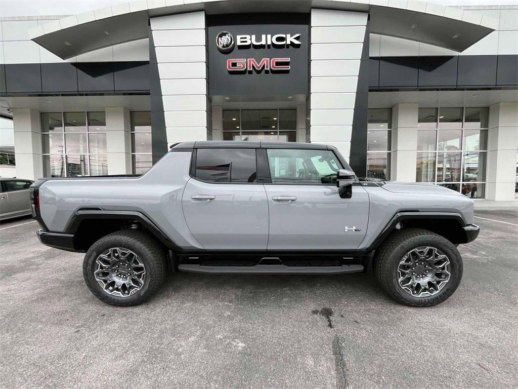 new 2025 GMC HUMMER EV Pickup car, priced at $123,055
