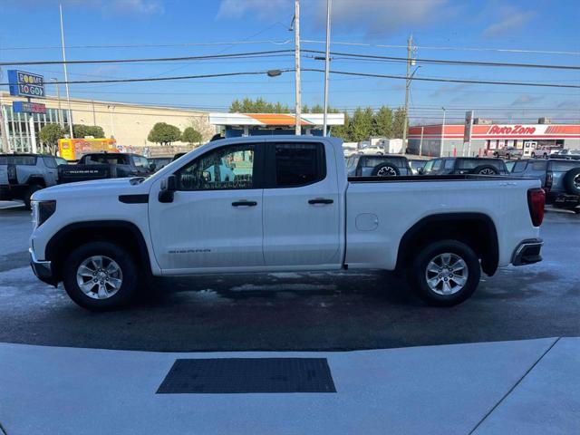 new 2025 GMC Sierra 1500 car, priced at $49,195