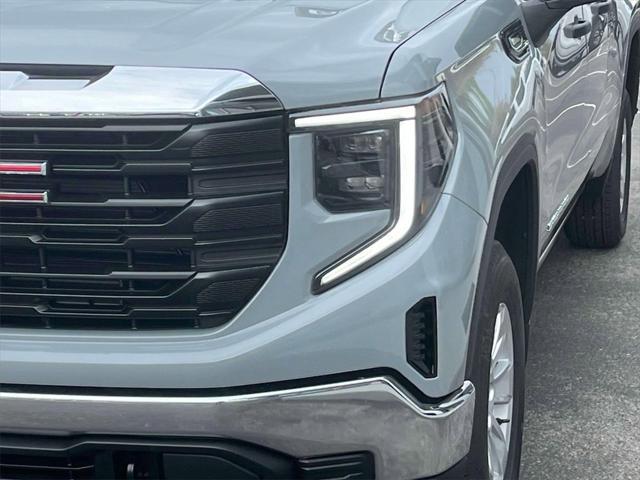 new 2025 GMC Sierra 1500 car, priced at $47,305