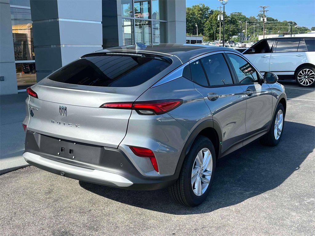 new 2025 Buick Envista car, priced at $27,875