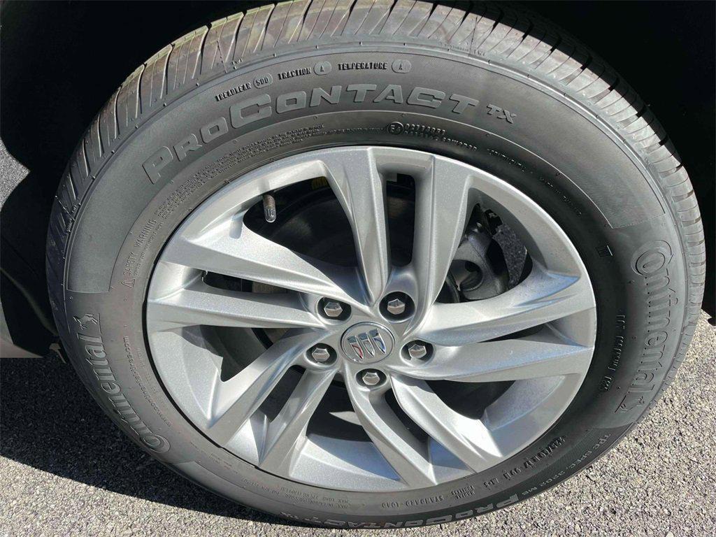 new 2025 Buick Envista car, priced at $27,875