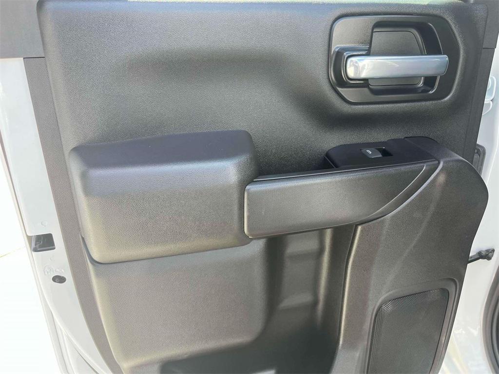 used 2025 Chevrolet Silverado 2500 car, priced at $47,638