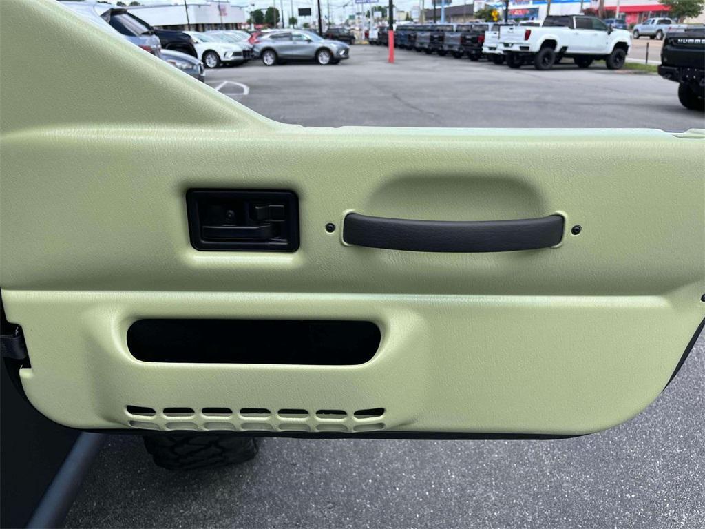 used 1998 Jeep Wrangler car, priced at $13,318