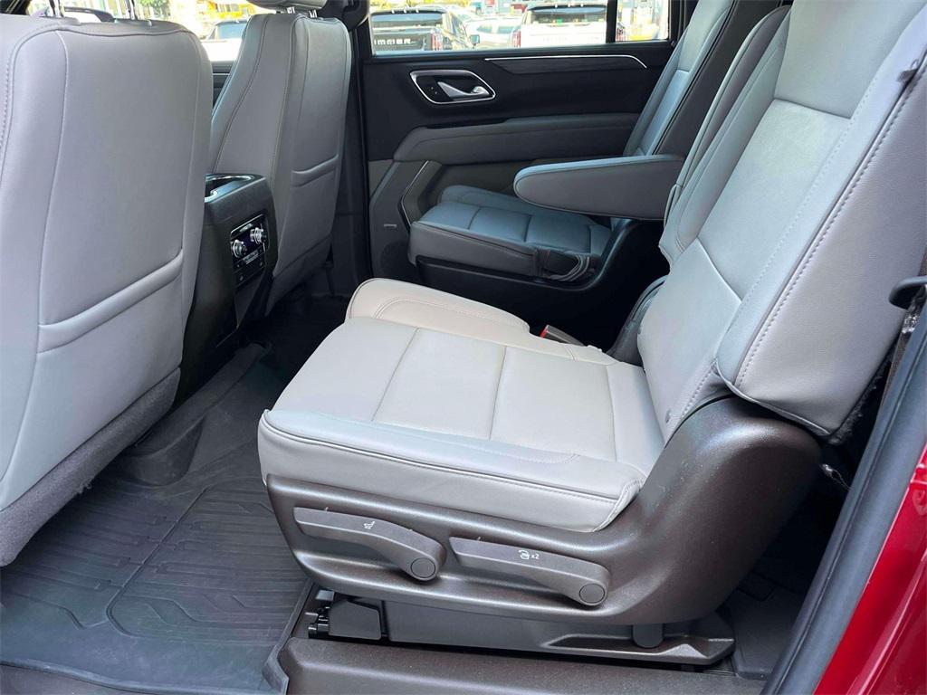 used 2022 GMC Yukon XL car, priced at $49,953