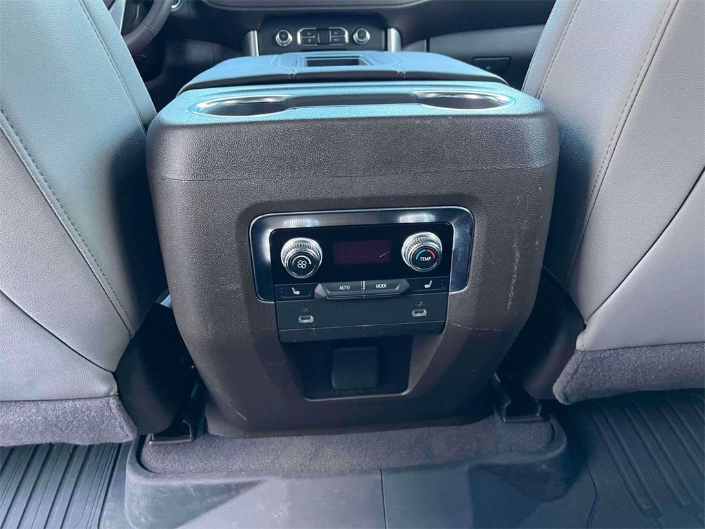 used 2022 GMC Yukon XL car, priced at $49,953