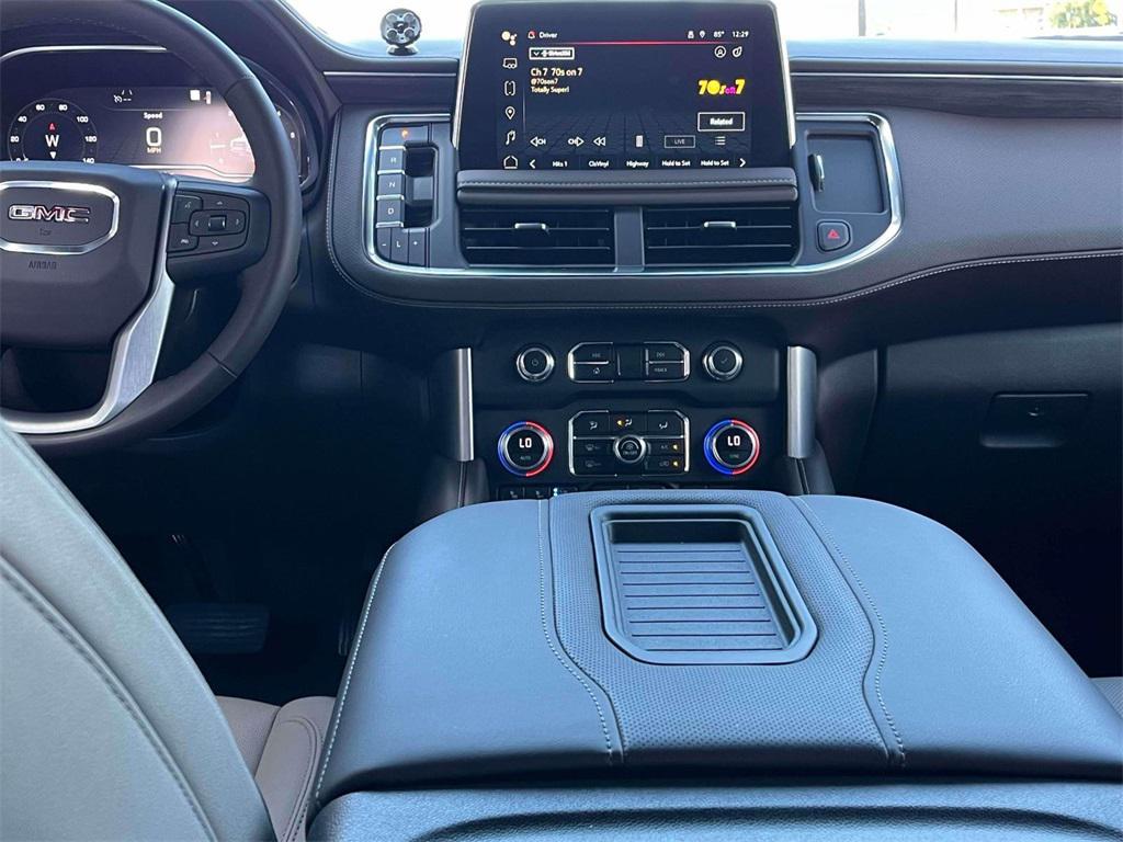 used 2022 GMC Yukon XL car, priced at $49,953