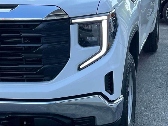 new 2025 GMC Sierra 1500 car, priced at $47,699
