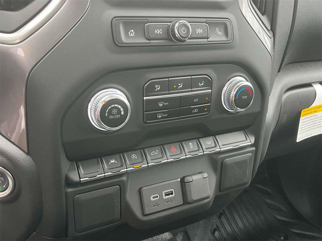 new 2024 GMC Sierra 1500 car, priced at $41,847