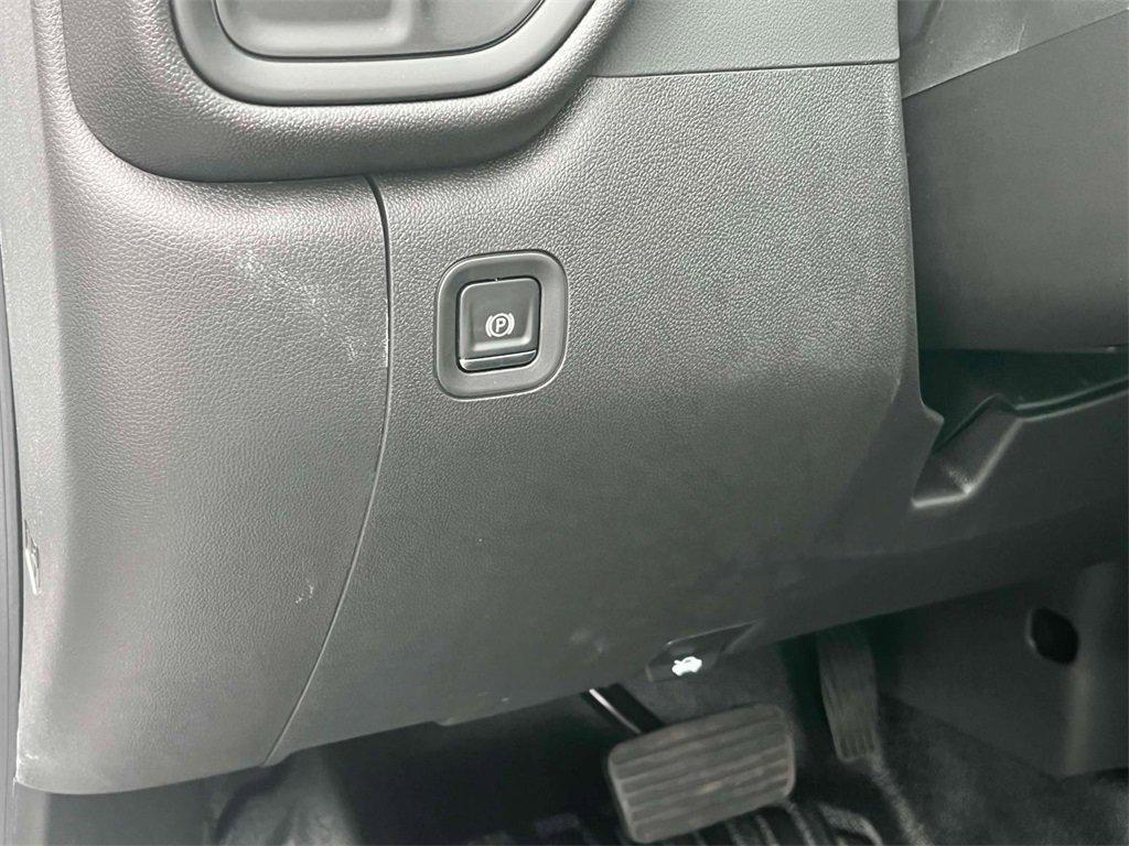 new 2024 GMC Sierra 1500 car, priced at $41,847