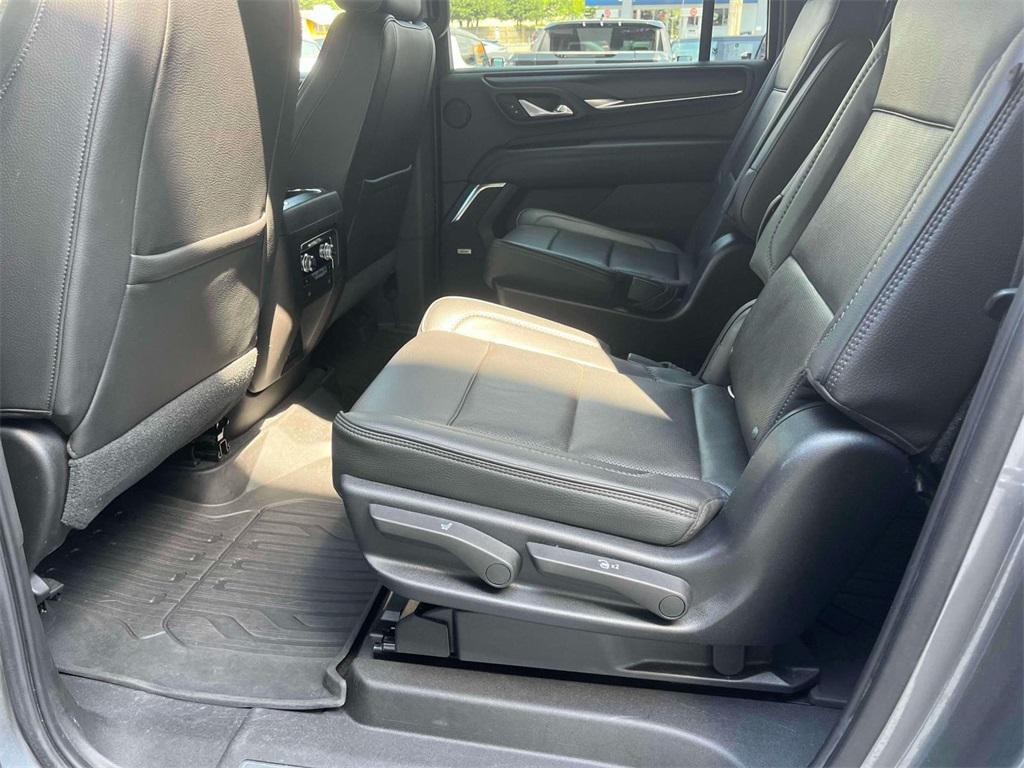 used 2021 GMC Yukon XL car, priced at $48,908