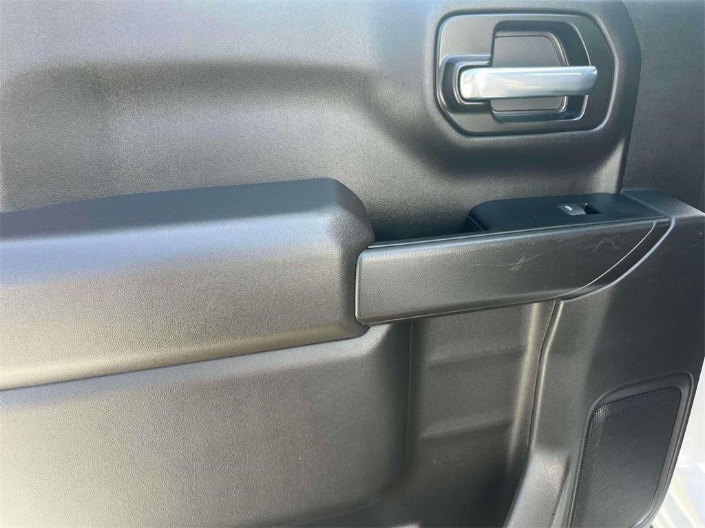 used 2022 Chevrolet Silverado 1500 car, priced at $31,924